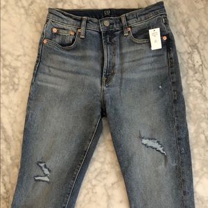 NWT GAP Skinny Jeans Size 25